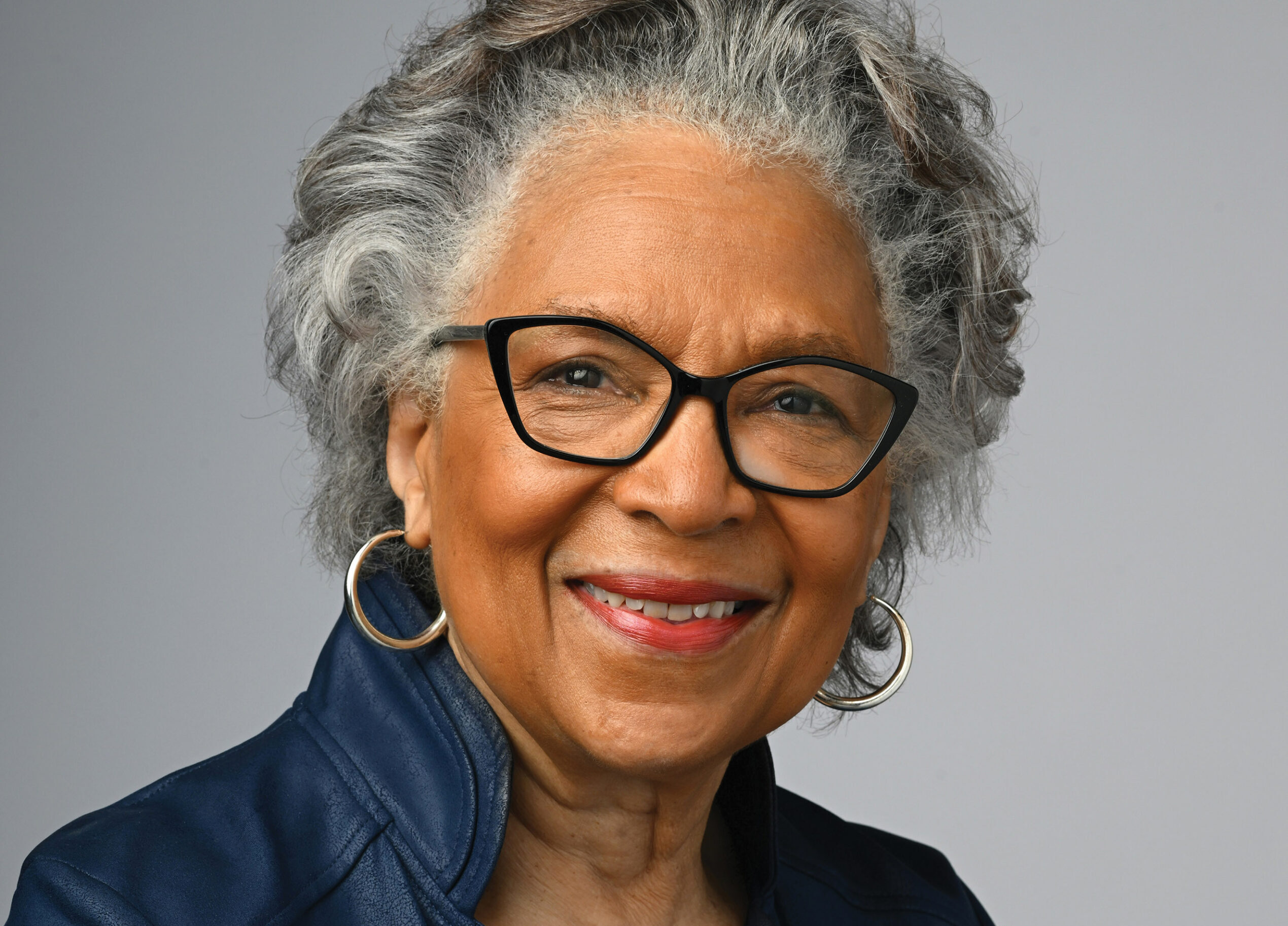 Artist Alma Roberts