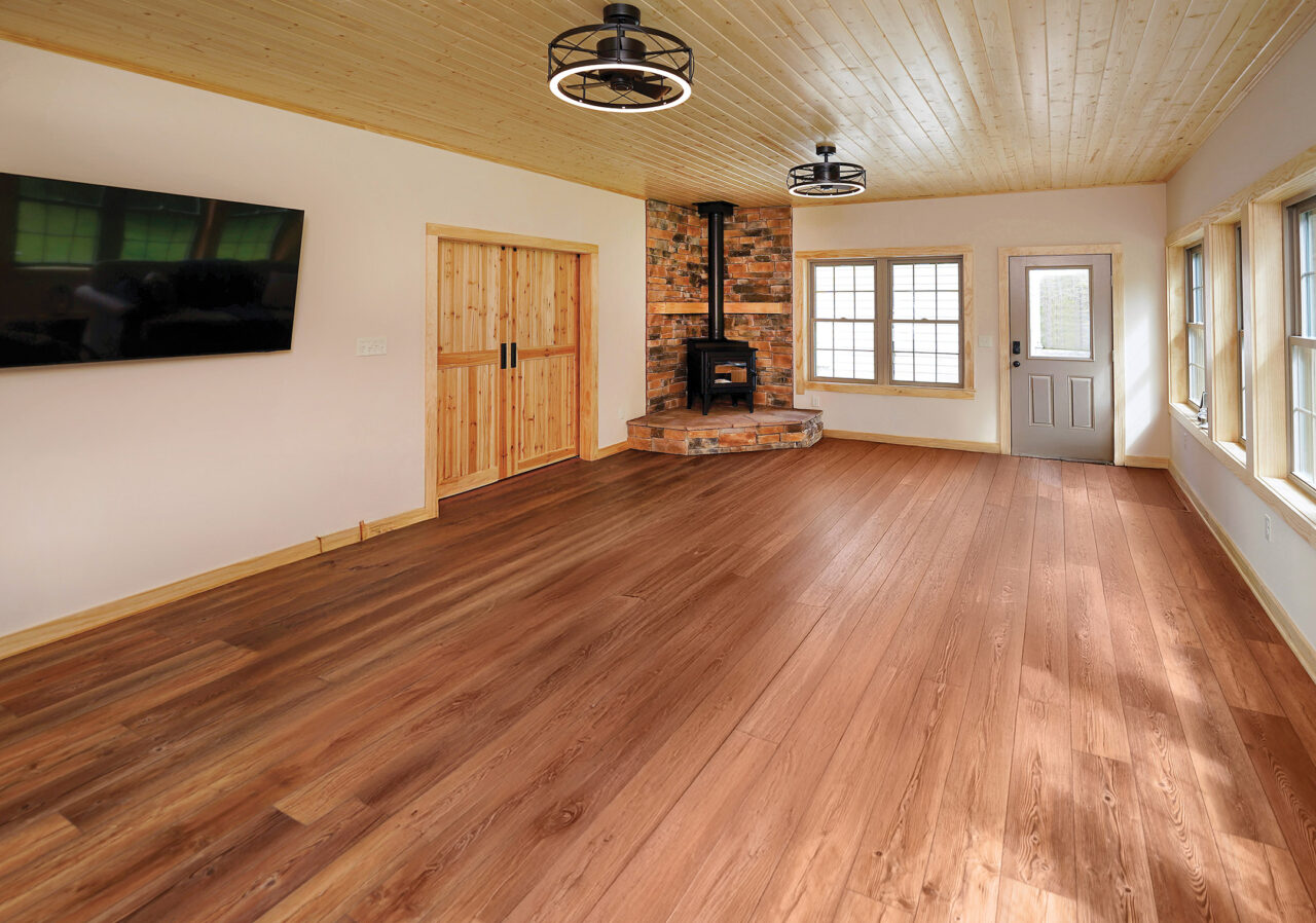 Large Room with Wood Flooring