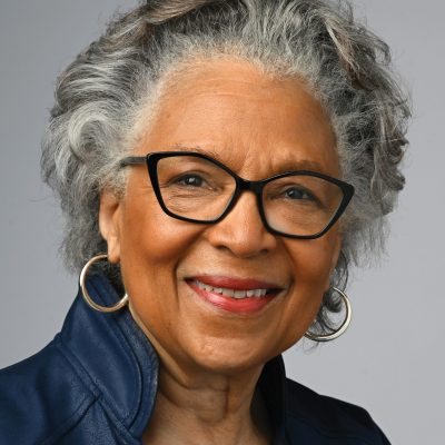 Artist Alma Roberts