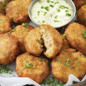 Mini Breaded Crab Cakes with Tartar Sauce, Chives and Lemon